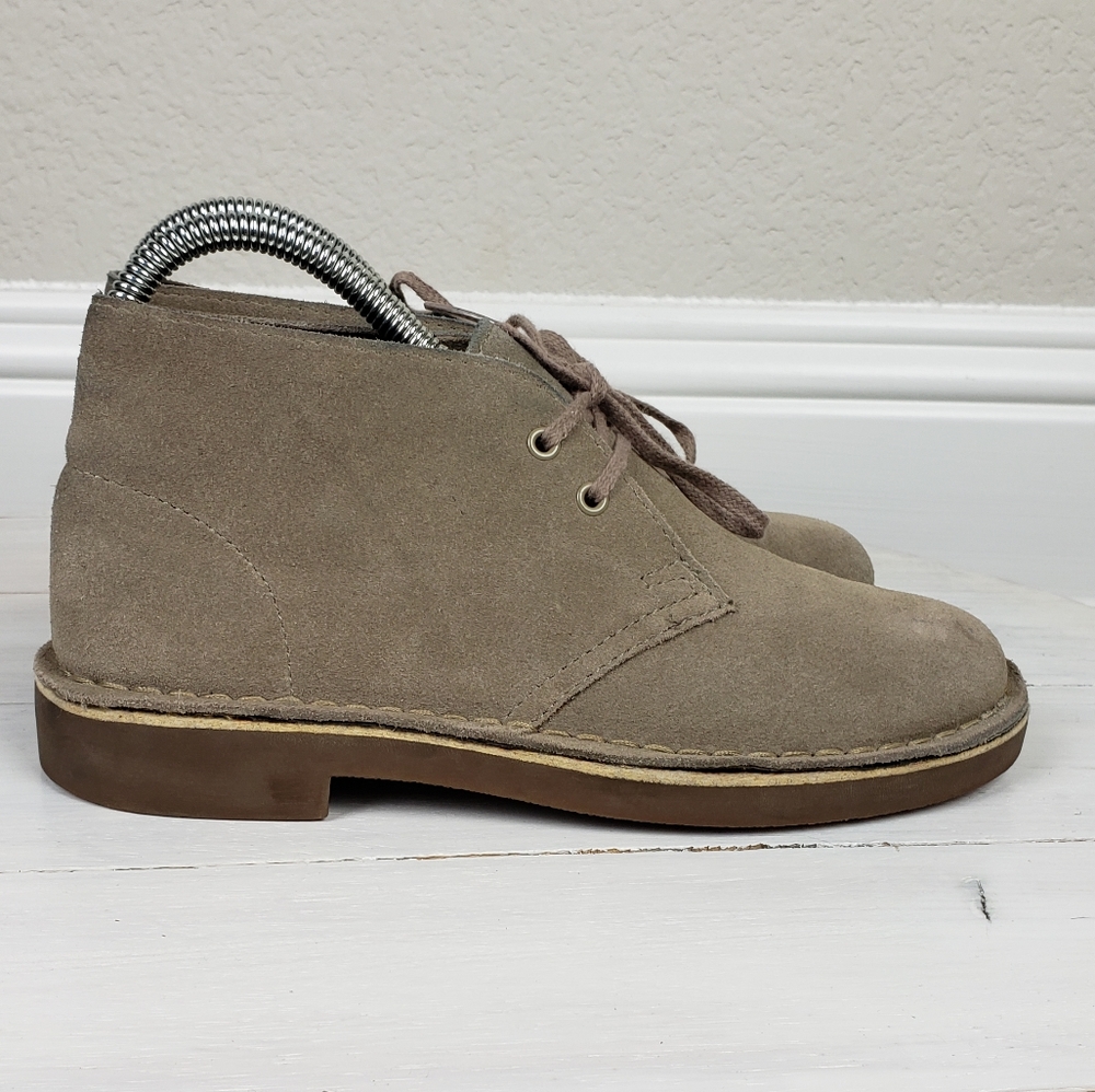 391gap Clarks Acre Bridge Suede Desert Boots 5.5